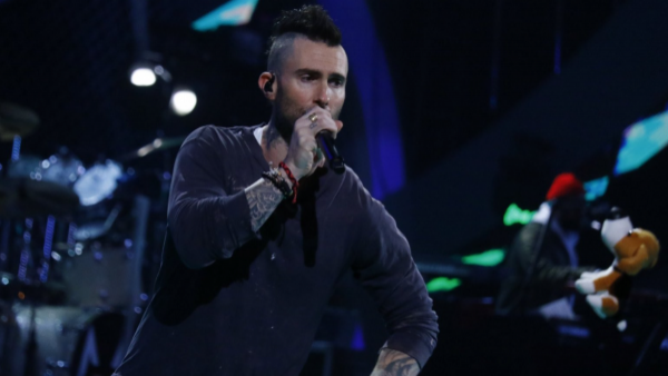 "Recetas para el frío": Adam Levine abre sus comentarios en Instagram y provoca avalancha de comentarios nacionales
