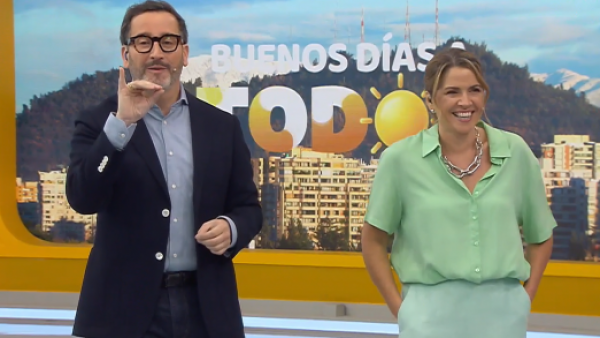 "Si trabajabai con el príncipe Carlos": Los reparos de Monse por chiste de Eduardo Fuentes
