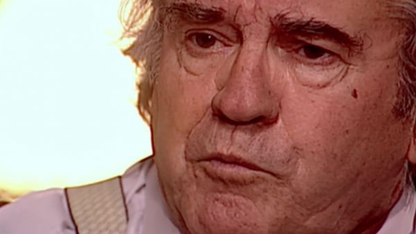 El Clon - T1E300 | La Tensión de Leo y Albieri
