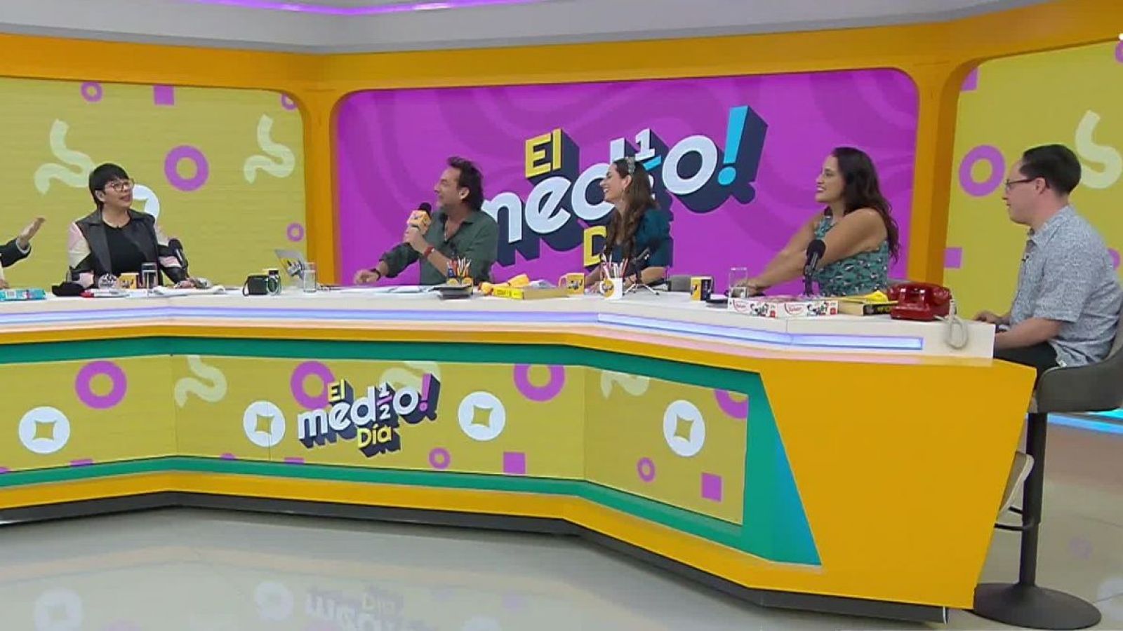 Luna Rosa: Vane Daroch nos enseña cómo usar velas a nuestro favor
