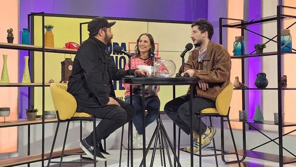 En La Hora que no existe: "El boom de los podcast de comediantes”
