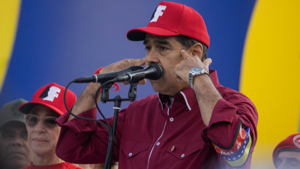 "Fraude horroroso": Maduro cuestiona el resultado de elecciones en Ecuador

