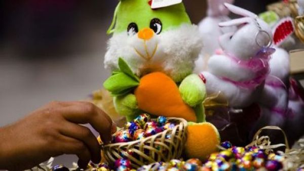 Brasil: muere niño de 7 años por envenenamiento tras comer huevitos de Pascua
