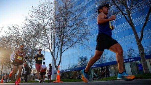 A un mes del Maratón de Santiago: Cinco errores que no puedes cometer si quieres cruzar la meta
