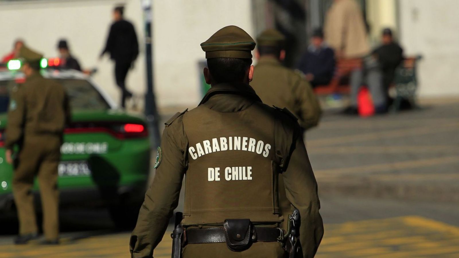 "El Medio Día" saluda a Carabineros de Chile por sus 98 años de historia
