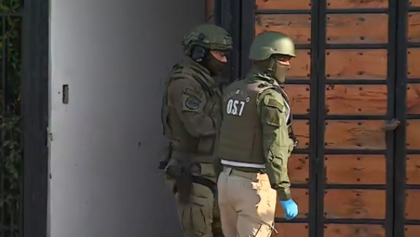 Realizan masivo allanamiento a 40 casas por Caso Brinks
