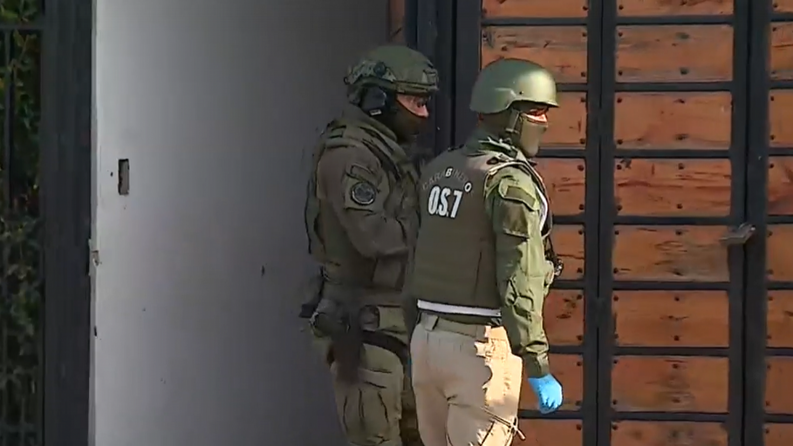Realizan masivo allanamiento a 40 casas por Caso Brinks
