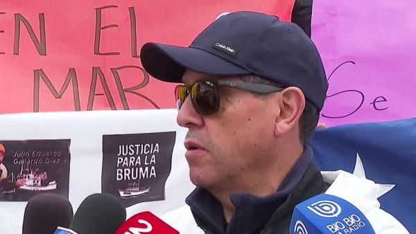 "Tiene la huellas notorias y visibles del impacto con Bruma": Abogado querellante afirma que buque "Cobra" tiene marcas de golpes
