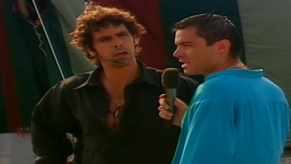 ¡De alto impacto! El duelo entre Branko Antich y Felipe Camiroaga en Romané
