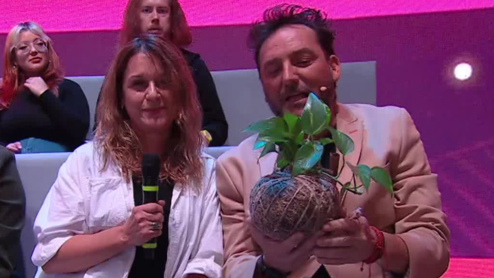 "Es una técnica japonesa": el bonito regalo que recibió Daniel Fuenzalida
