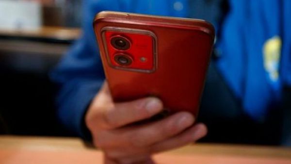 ¿Tienes entre 18 y 24 años?: participa en la encuesta “El consumo de noticias de los jóvenes en Chile”
