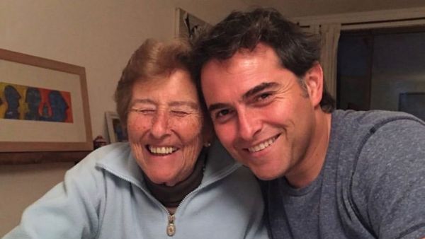 "Ella fue la que me permitió estar aquí": Sebastián Jiménez compartió emotivo saludo del Día de la Madre
