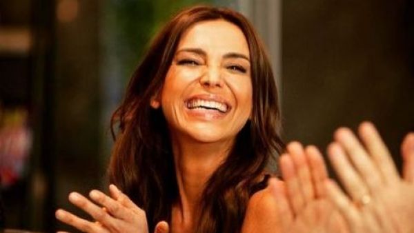Infectada por una bacteria: Carla Ballero es internada en la UCI en estado grave
