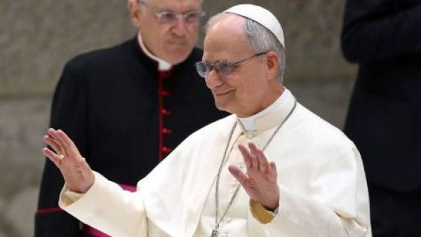 El papa León XIV decide mantener su presencia en las redes sociales
