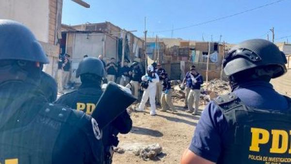 Encuentran cadáver al interior de una maleta en Cerro Chuño
