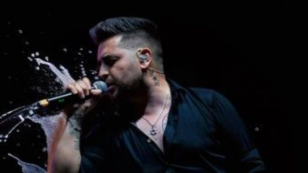 "Si quieres repetimos": Villar vuelve a la escena musical con su nuevo single
