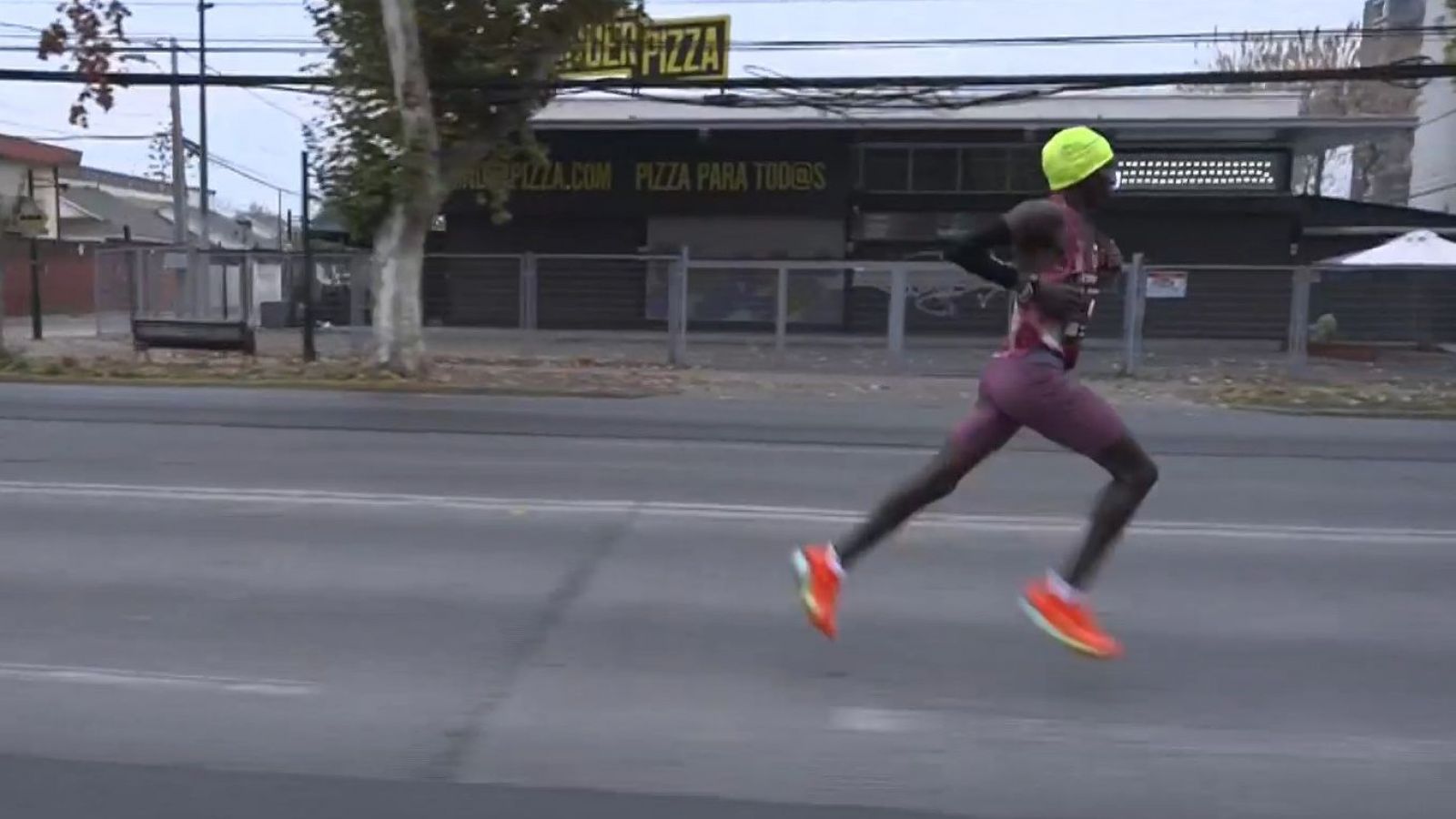 Simón Oliveros sigue la pista de los líderes de los 42K
