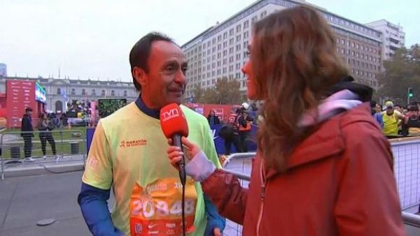 Ministro del Deporte, Jaime Pizarro da el ejemplo corriendo los 21K
