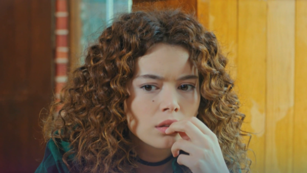 Tras los pasos de Sarp: Mira un avance de este miércoles de "Fuerza de Mujer"
