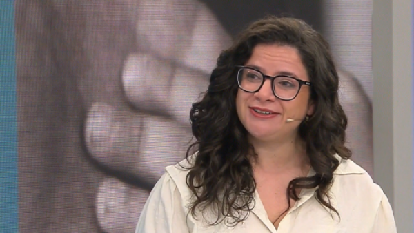 No sirve para acuerdos de palabra: Ministra Orellana explica cómo funciona la "Ley Papito Corazón"
