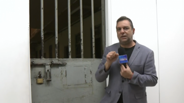 ¡Ahí estuvo el "Viejo del saco"! Conoce los calabozos donde se grabó "Mea Culpa"
