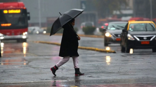 Así se comportará la lluvia en Santiago: peak horario y proyecciones