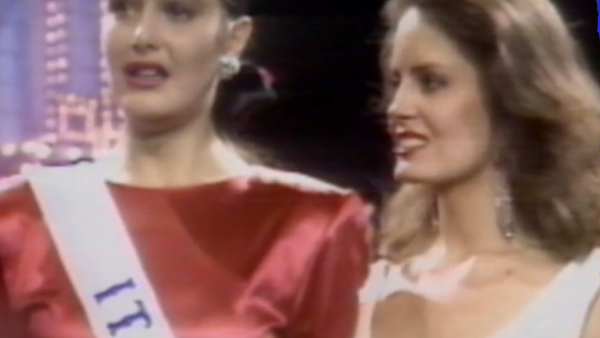 "Entró como una diosa...": El desconocido camino de Cecilia Bolocco para ser Miss Universo

