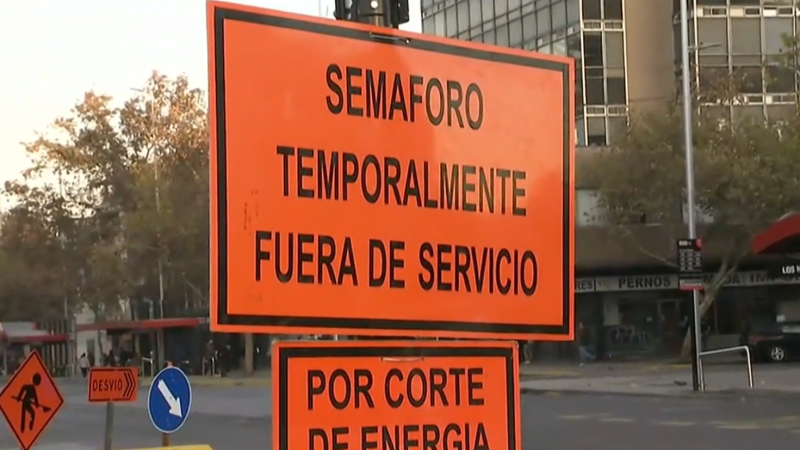 "Hagan un detergente bueno": La insólita medida ante el masivo apagón de semáforos
