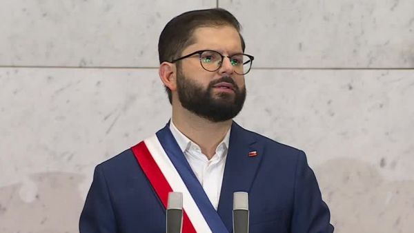 "Fue uno de los malos legados del gobierno anterior": Gabriel Boric se refiere a la migración irregular
