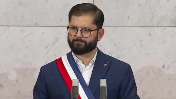 Presidente Gabriel Boric: "Quiero anunciar con mucho orgullo la futura llegada del Metro al Aeropuerto de Santiago"
