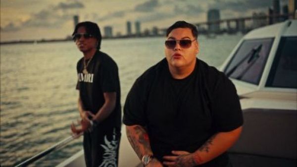 "Yatee": Panda Black y FloyyMenor navegan el reguetón de lujo con nuevo single