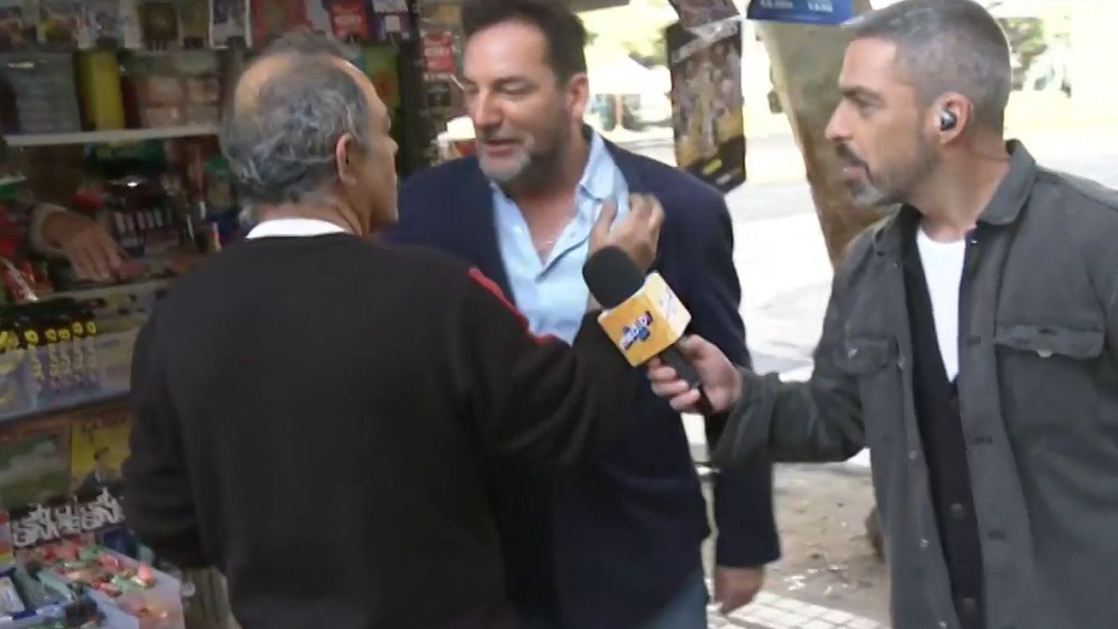 ¿Diputado o alcalde? Daniel Fuenzalida la rompió en las calles de Santiago
