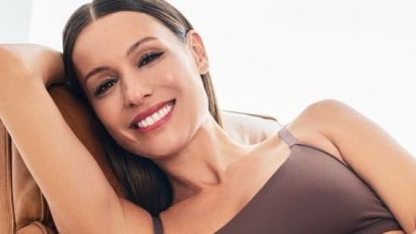 "No puede ser más bella": Pampita saca suspiros con sensual sesión en ropa interior

