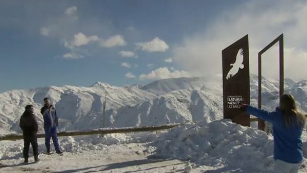 ¿Buscando nieve? Mira cómo se ve Farellones después de la lluvia
