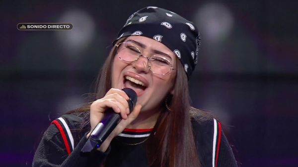 Vera Roig encantó como Billie Eilish
