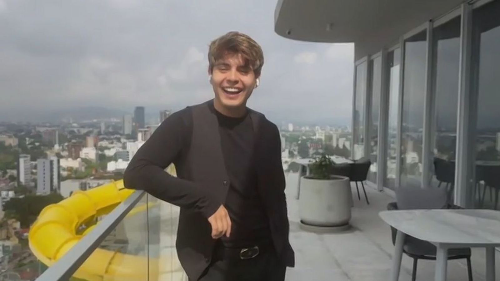 Doble de Luis Miguel dio un importante paso en su carrera en México
