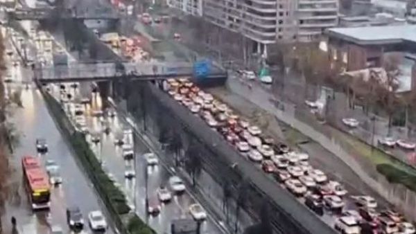 Feroz taco en Austopista Central por accidente de tránsito
