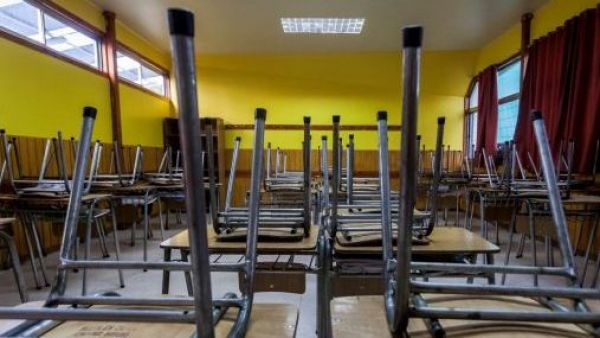 Suspenden clases en 4 regiones del país por sistema frontal
