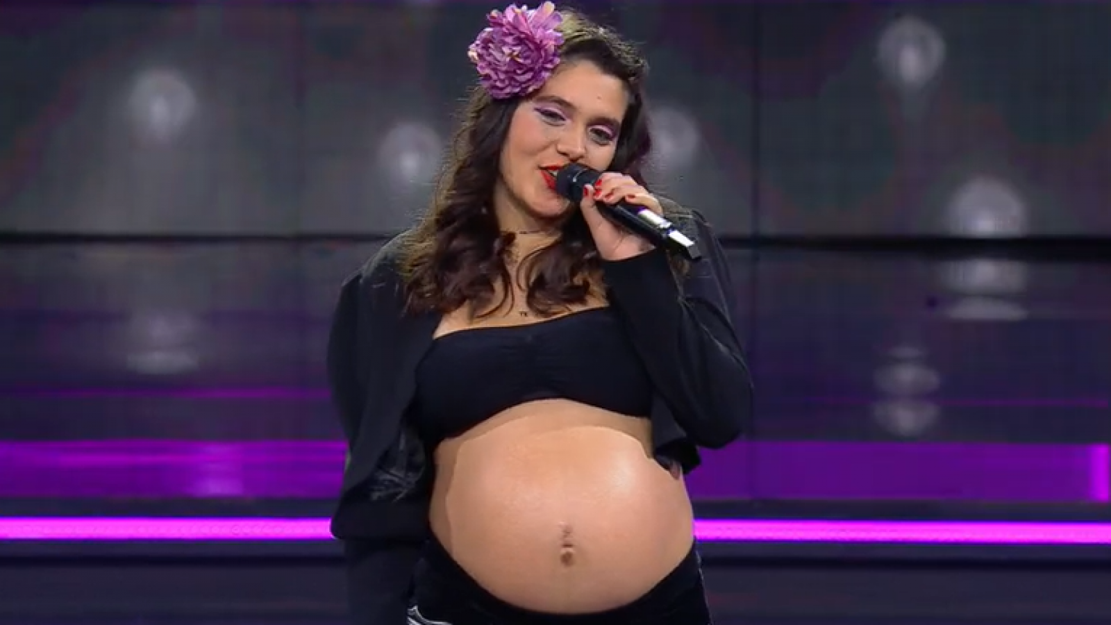 Una Mon Laferte embarazada enternece a María Luisa Godoy: "Preciosa con esa guatita"
