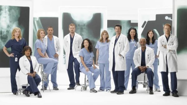 Drama en Grey’s Anatomy: Querido actor fue diagnosticado con enfermedad neurodegenerativa

