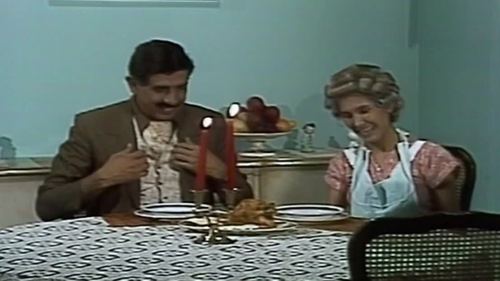 El Chavo del 8: El Cumpleaños del profesor Jirafales
