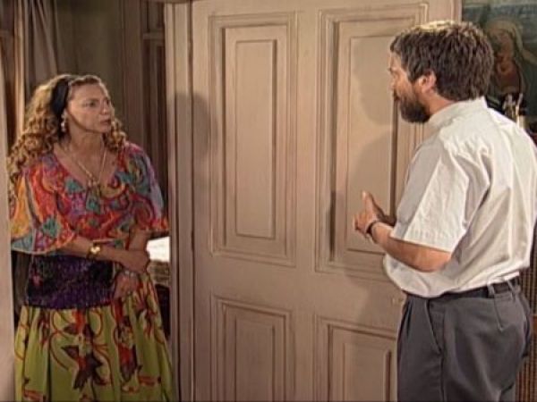 Jovanka y el padre Juan en Romané