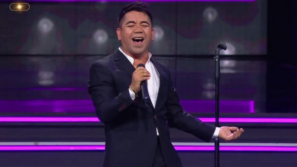 "¡A morir contigo!": Américo contagió al jurado con su ritmo
