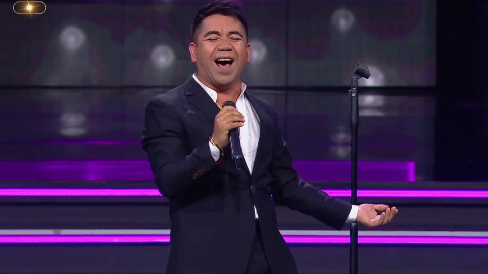 "¡A morir contigo!": Américo contagió al jurado con su ritmo
