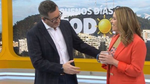 <p>Eduardo Fuentes y Monserrat Álvarez</p>"La Monse se ha sumado al baby boom": Con esta noticia partió el BDAT
