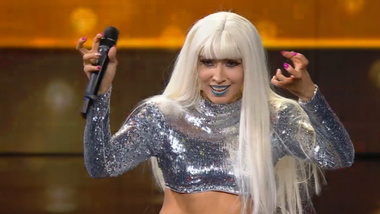 "Da gusto verte en el escenario": Lady Gaga se la juega con Bad Romance en noche clave
