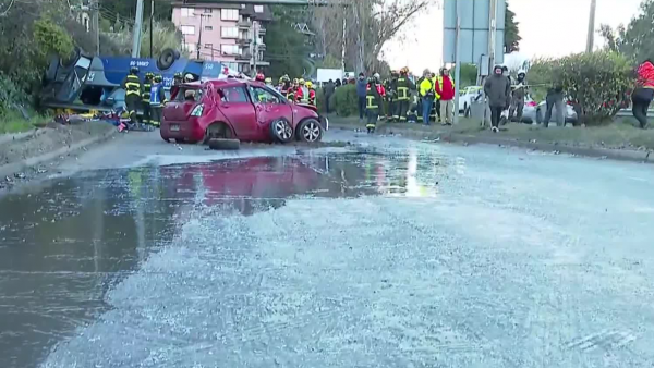 Calles congeladas provocaron grave accidente automovilístico en Concepción: Hay un fallecido
