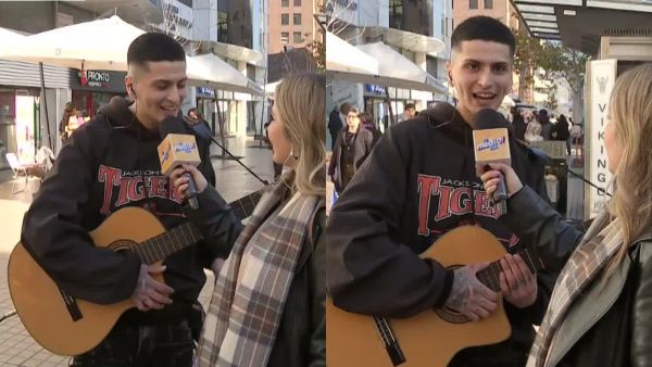El gran sueño de Tomás: canta en las calles para comprar una casa a su mamá
