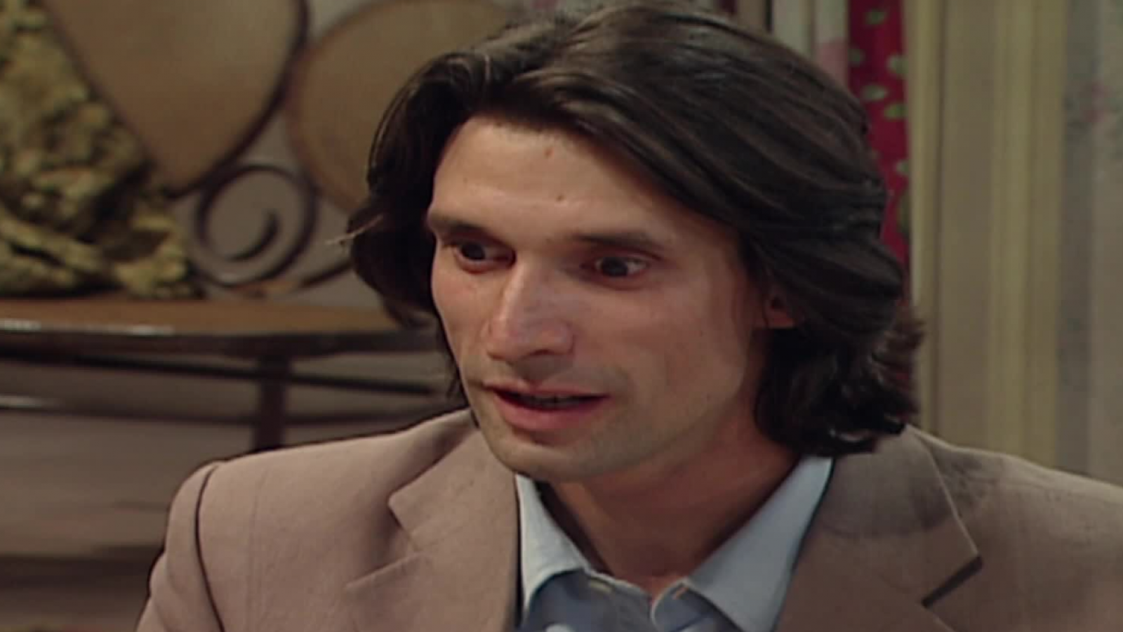 La decisión de Rafael: Mira el momento de este miércoles de "Romané"

