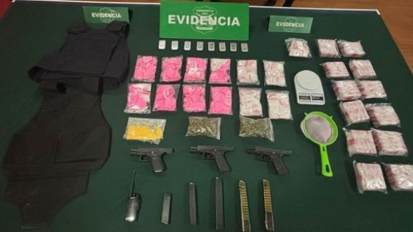 Balacera en Lo Espejo: diez sujetos atacan a carabineros durante fiscalización
